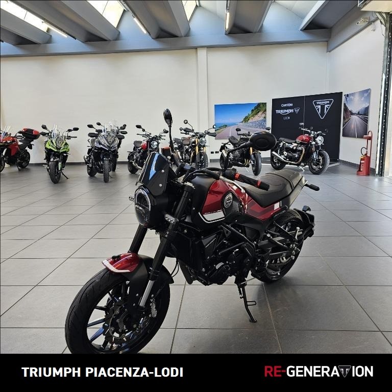 BENELLI Leoncino 250 E4