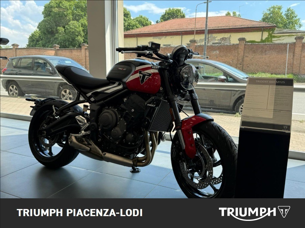 TRIUMPH Trident 660 Diablo Red / Sapphire Black Abs