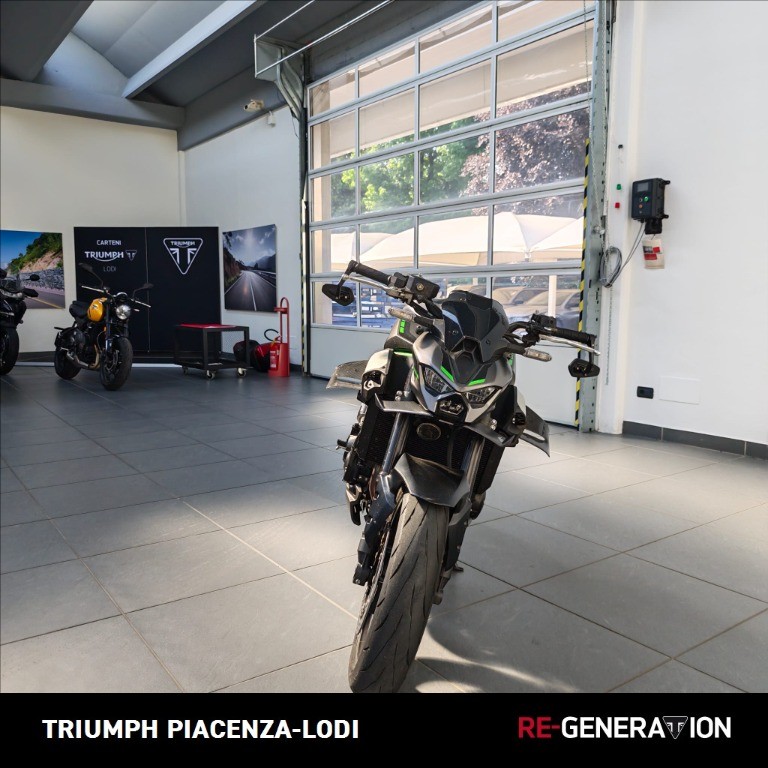 KAWASAKI Z 900 