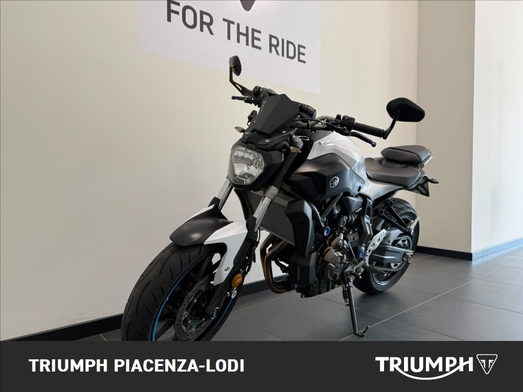 YAMAHA MT-07 690 Abs